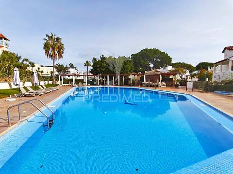 Apartamento t2 em vilamoura no condominio old village