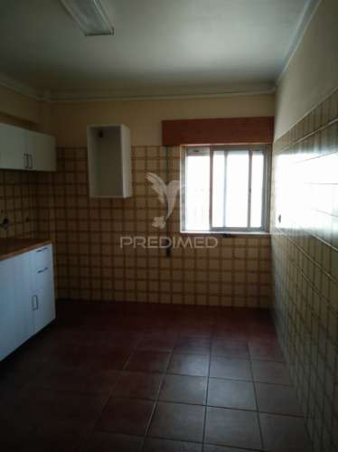 Apartamento t1 no carregado