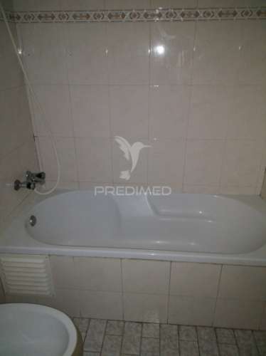 Apartamento t1 no carregado