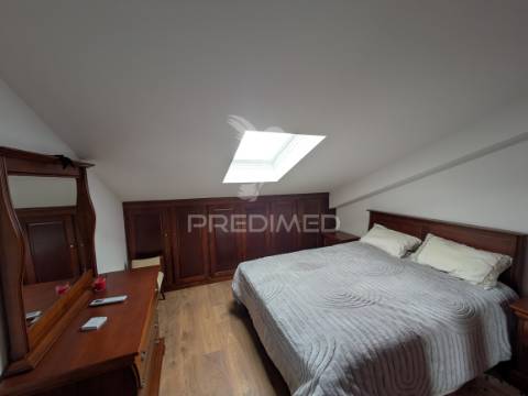Apartamento duplex t2+1