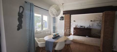 Espetacular quintinha térrea com piscina e lago ornamental –prox a lagoa, algarve
