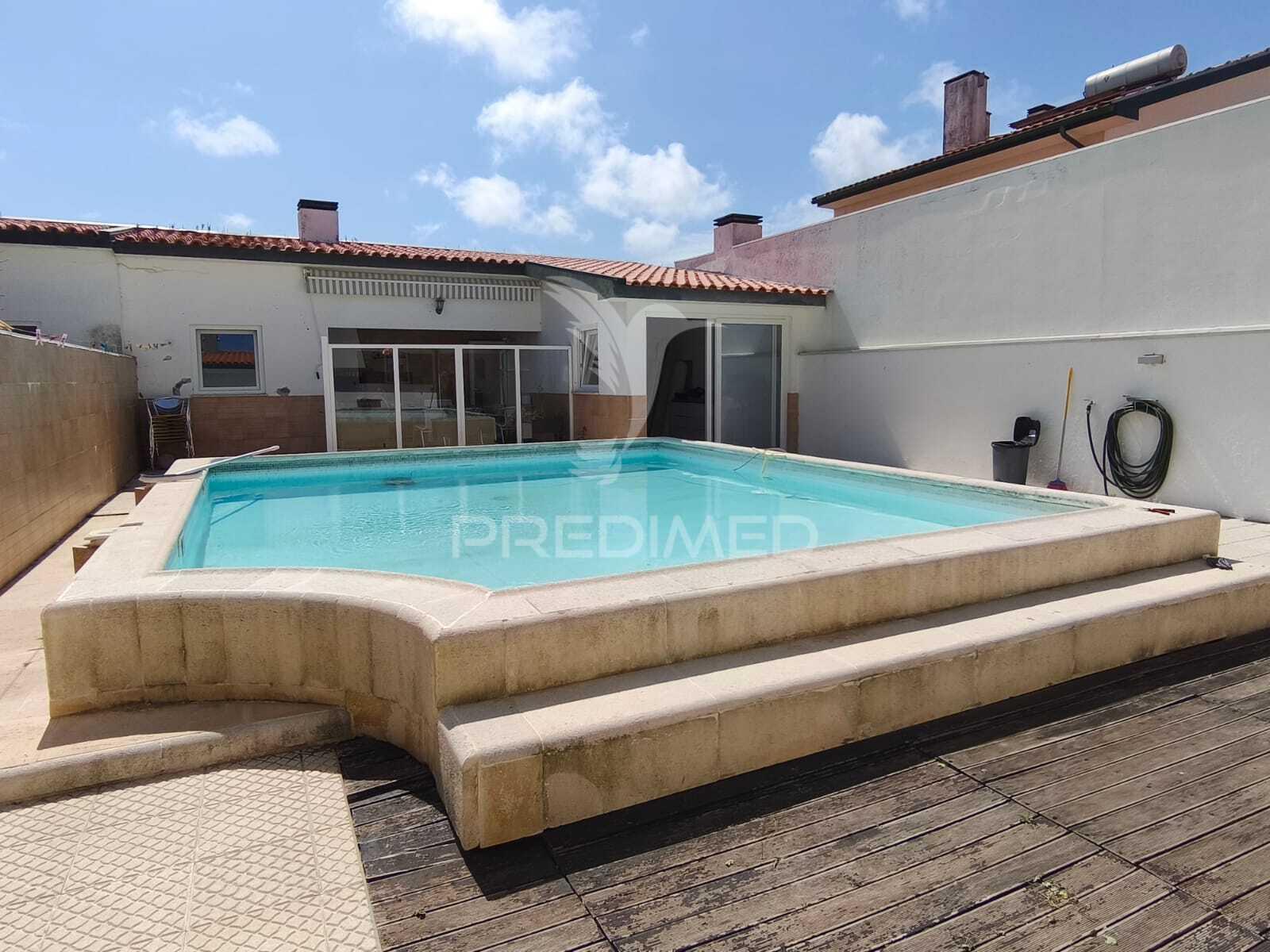 Moradia t4 com piscina na gafanha da nazare