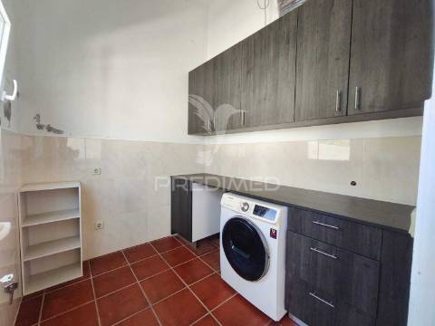 Moradia t4 com piscina na gafanha da nazare