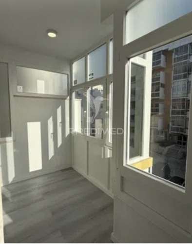 Apartamento t2 em oeiras – com varanda, arrecadação e excelente localização!
