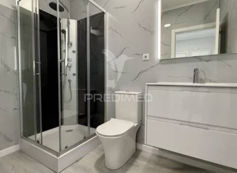 Apartamento t2 em oeiras – com varanda, arrecadação e excelente localização!