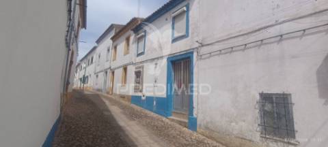 Casa antiga, em nisa.