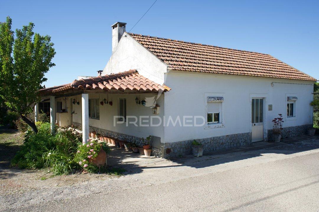 Casa de aldeia com terreno, poço | sobral – são vicente do paul