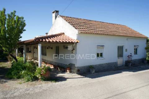 Casa de aldeia com terreno, poço | sobral – são vicente do paul