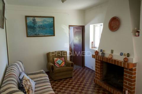 Casa de aldeia com terreno, poço | sobral – são vicente do paul