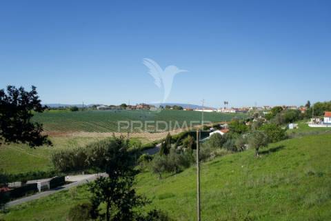 Casa de aldeia com terreno, poço | sobral – são vicente do paul