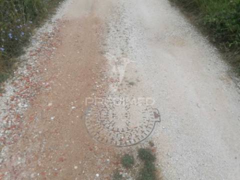 Terreno rustico raposa - sobral monte agraço