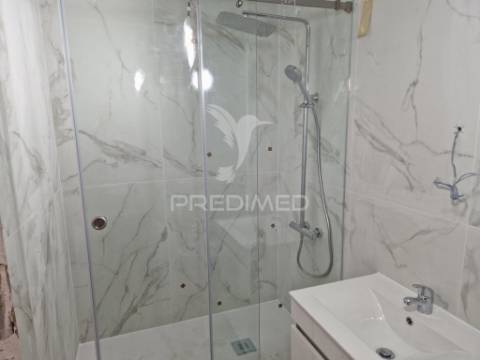Duplex costa caparica