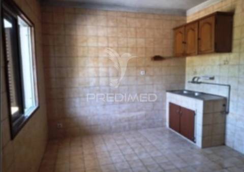 Moradia t2 com terreno - amarante