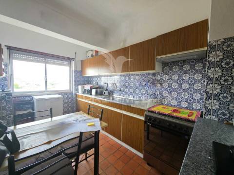 Apartamento t3 centro de rio maior