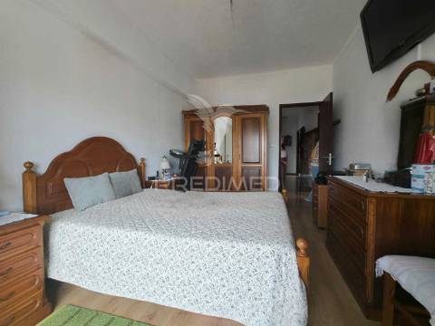 Apartamento t3 centro de rio maior