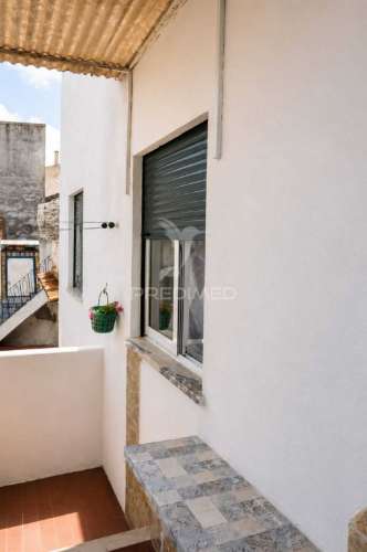 Apartamento t2+1 com quintal e varanda | reguengos de monsaraz