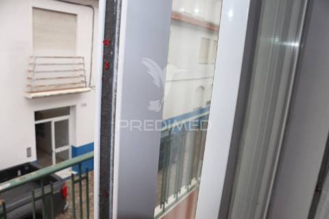 Apartamento t2+1 com quintal e varanda | reguengos de monsaraz
