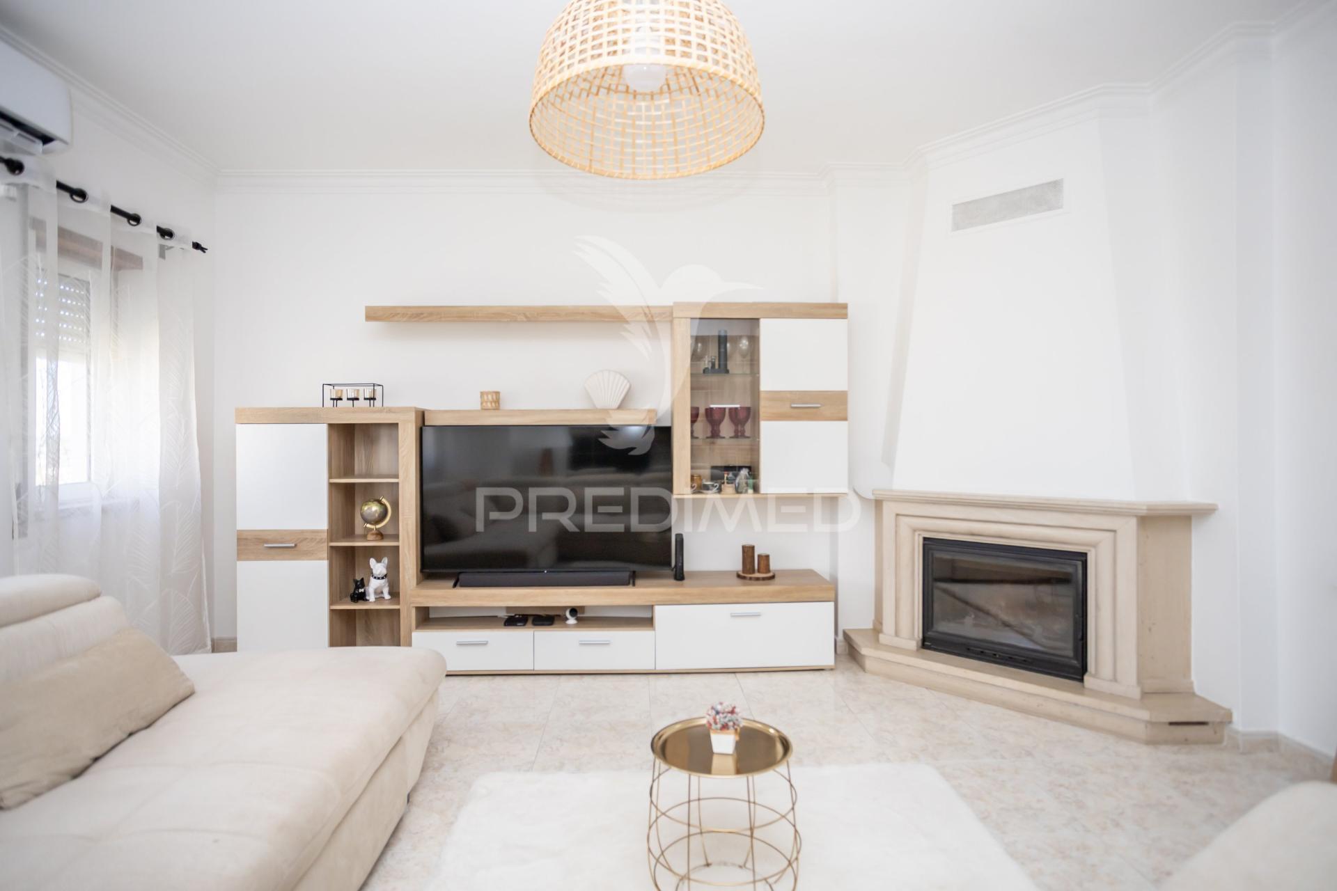 Apartamento t2 || santa marta do pinhal, corroios