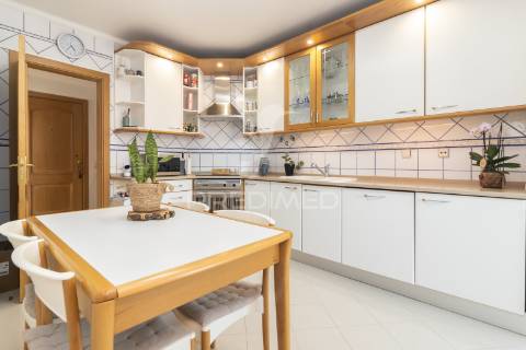 Magnífico t3 com 132m2, arrecadação , suite,, painéis sol…