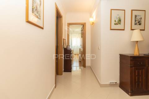 Magnífico t3 com 132m2, arrecadação , suite,, painéis sol…