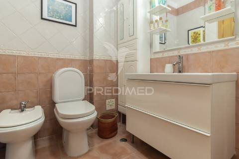 Magnífico t3 com 132m2, arrecadação , suite,, painéis sol…
