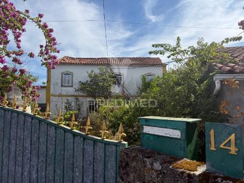 Venda judicial de quinhão hereditário – casa e terrenos em chãos, ferreira do zêzere