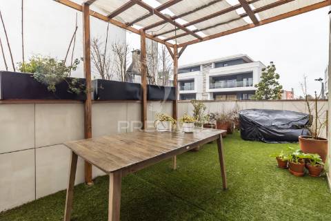 Moradia remodelada t4 com garagem