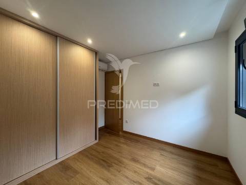 Andar moradia  t2+1  - arrendar em caldas das taipas