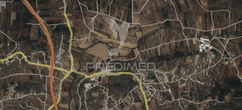 Albufeira-paderne alcaria terreno rústico plano 33440m²