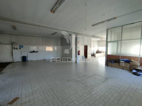 Armazém - vila moreira, alcanena