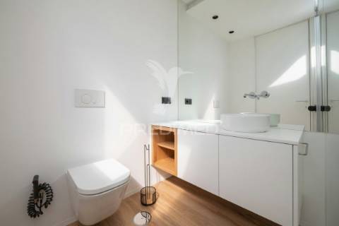 Apartamento t3 duplex novo - condomínio fechado c/piscina