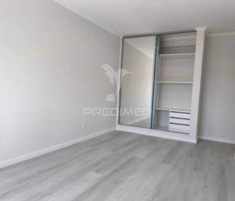 T4 totalmente remodelado na amora | 120 m² | 4 quartos | 2 casas de banho