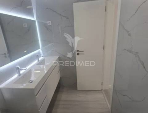 T4 totalmente remodelado na amora | 120 m² | 4 quartos | 2 casas de banho