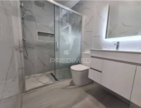 T4 totalmente remodelado na amora | 120 m² | 4 quartos | 2 casas de banho
