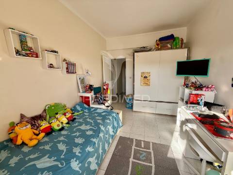 T2 renovado | open space | alto do seixalinho | barreiro