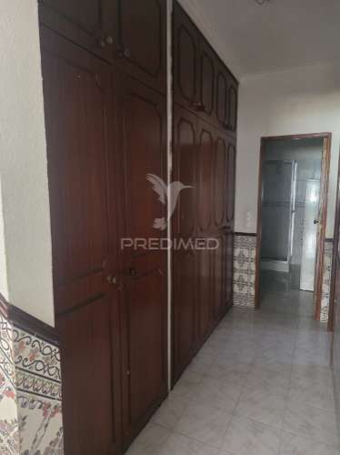 Prédio misto com vista rio – excelente oportunidade de investimento