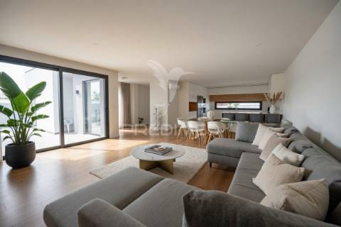 Moradia térrea t3 com piscina | turiz, vila verde