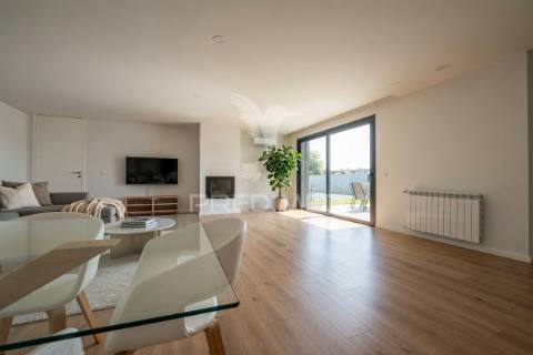 Moradia térrea t3 com piscina | turiz, vila verde