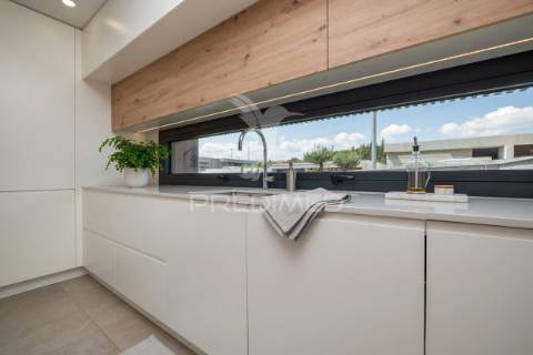 Moradia térrea t3 com piscina | turiz, vila verde