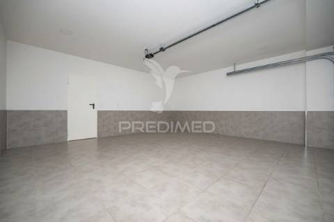 Moradia térrea t3 com piscina | turiz, vila verde