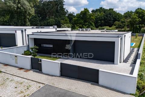 Moradia térrea t3 com piscina | turiz, vila verde