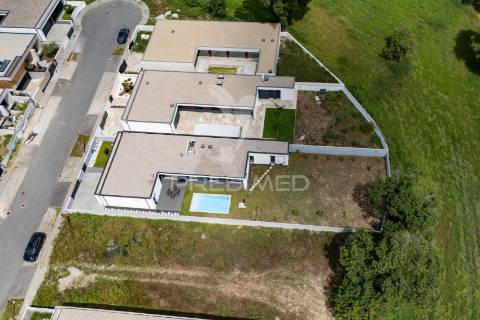 Moradia térrea t3 com piscina | turiz, vila verde