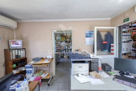 Armazém em estremoz