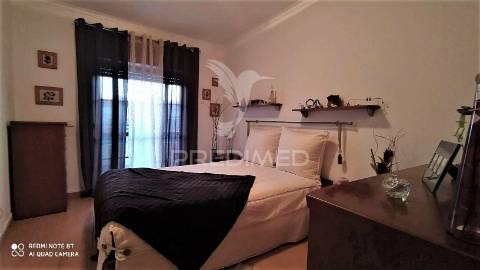 Apartamento t3 c/ arrecadação laranjeiro