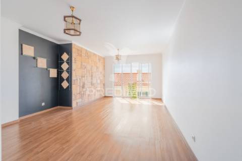 Apartamento t3 no caniço