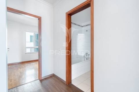 Apartamento t3 no caniço