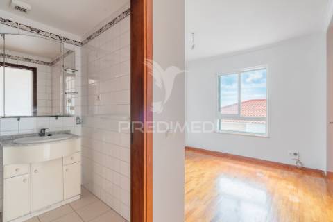 Apartamento t3 no caniço