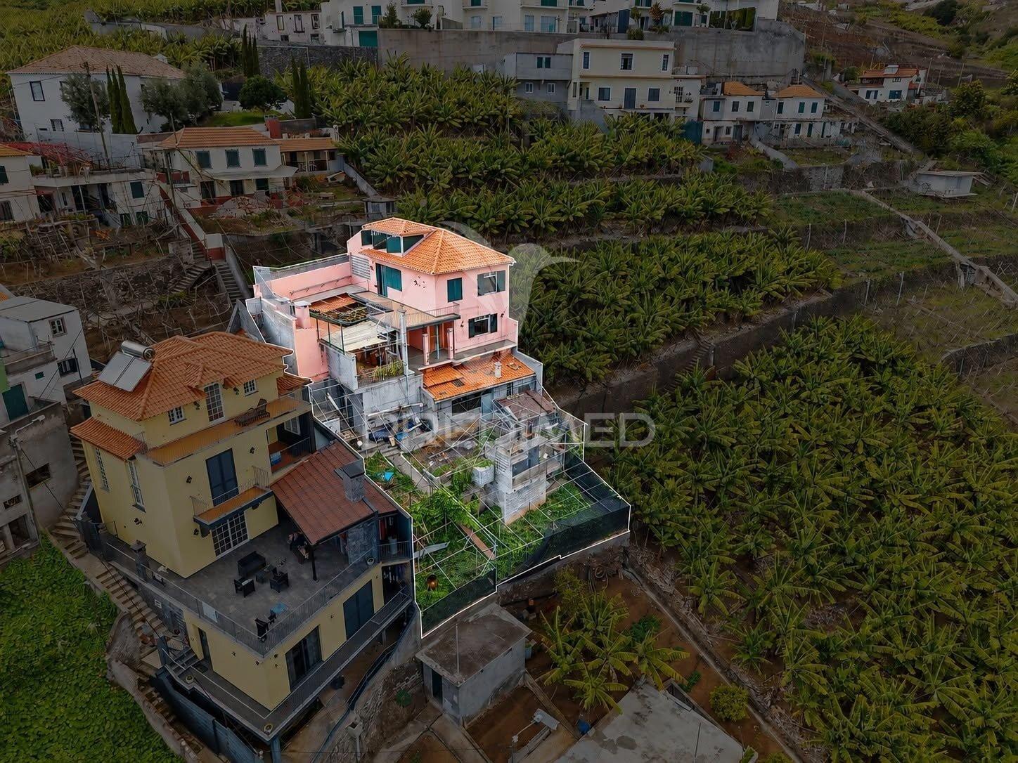 Moradia t3  com terreno em câmara de lobos