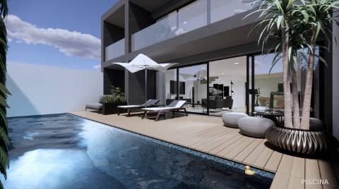 Moradia de luxo T5 em LOURES