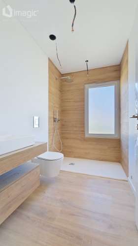Moradia T4 nova com piscina e de Design moderno, em Mafra.